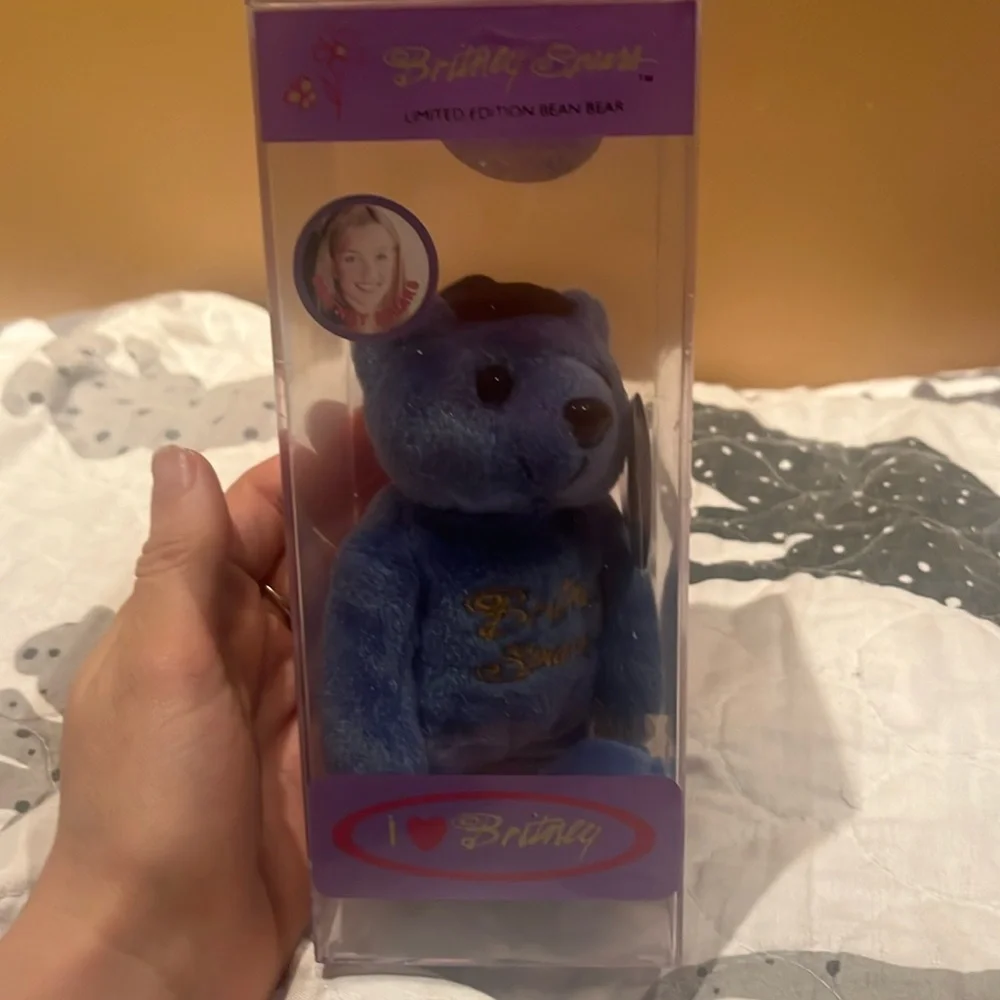 Limited editions Brittney spears bear - Picture 2 of 7